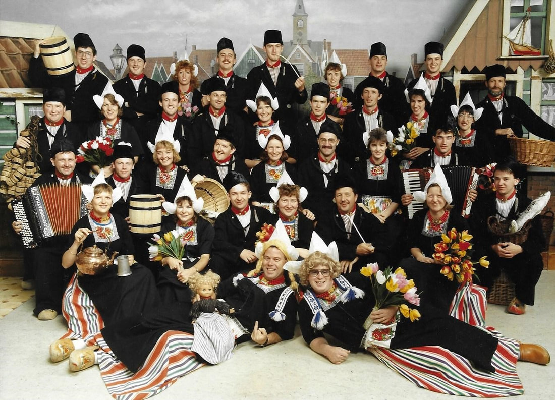 group-photo-volendam-1990