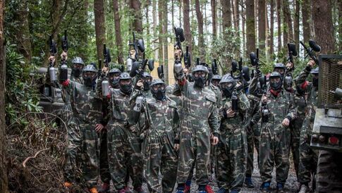 paintballing-group