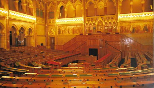 hungarian-parliament-18Feb2003